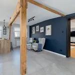 Modern Space By Bookinghost Štetín